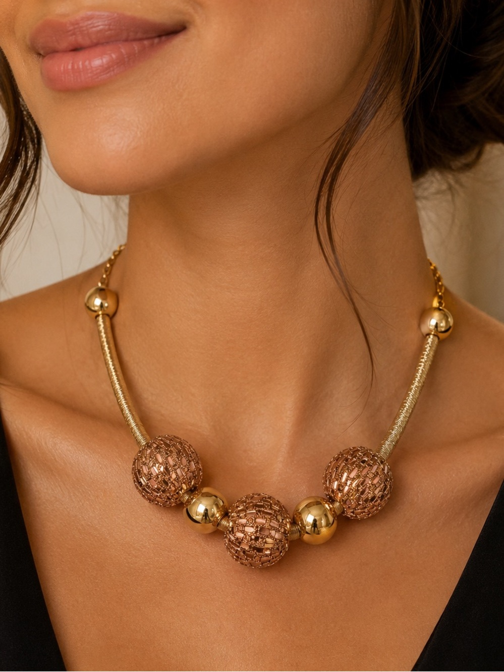 ✨ Gold Statement Necklace & Earrings Set